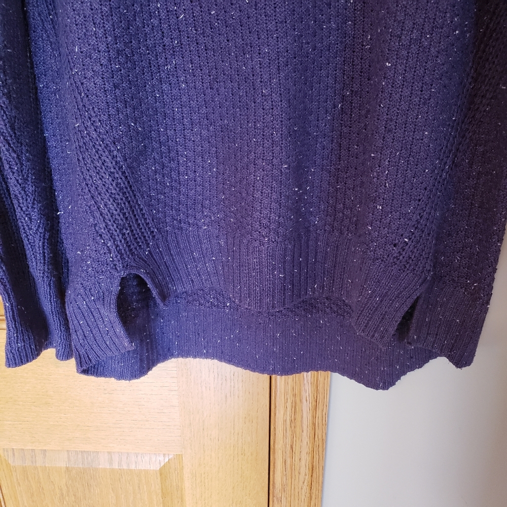 Universal Thread Sweater - Picture 2 of 7